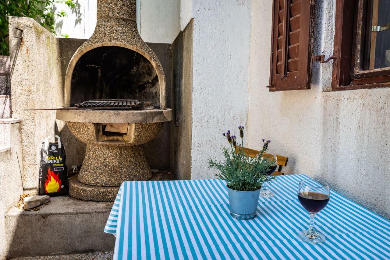 Vacation House Anna Karlobag Exterior foto